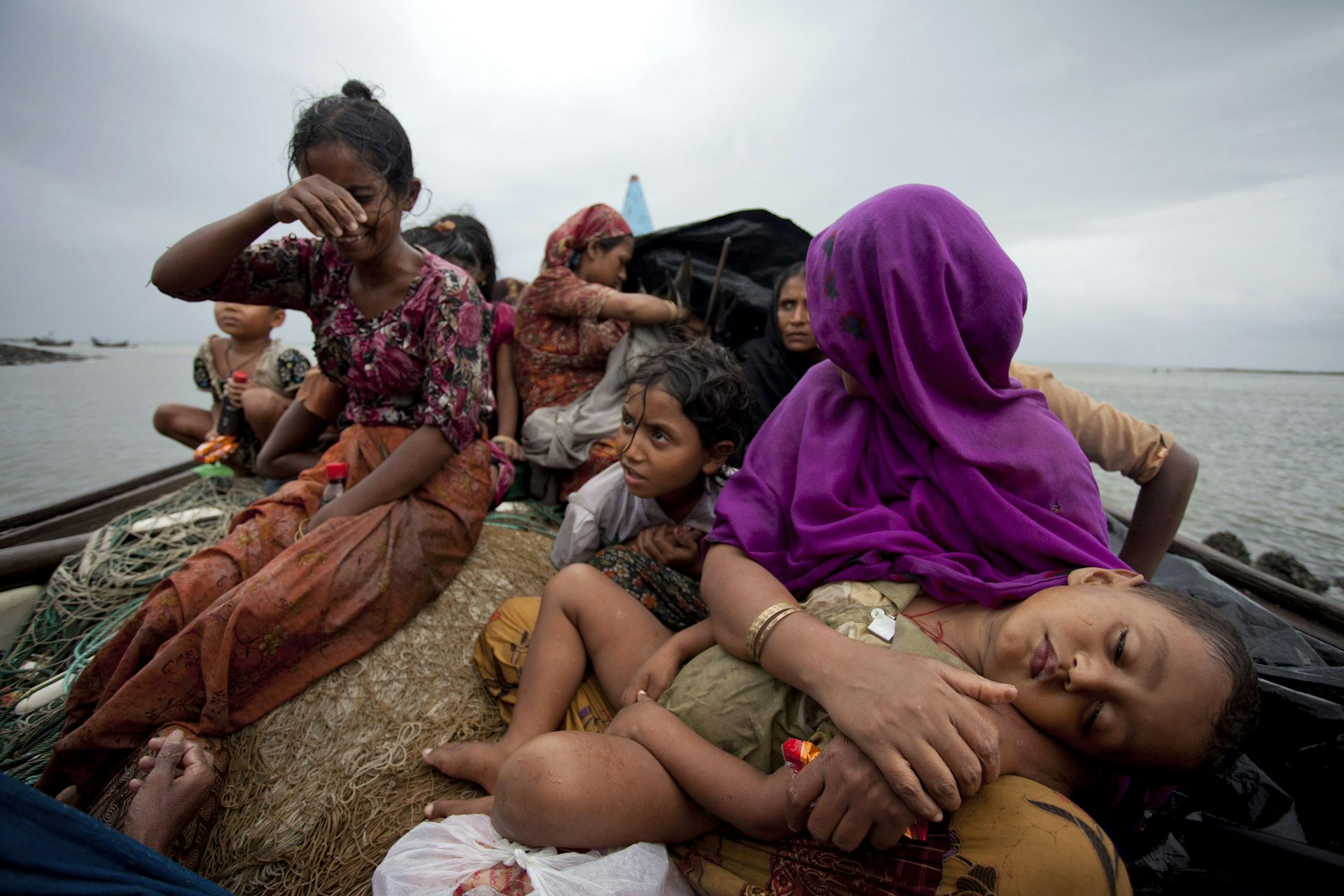 Myanmar threesome