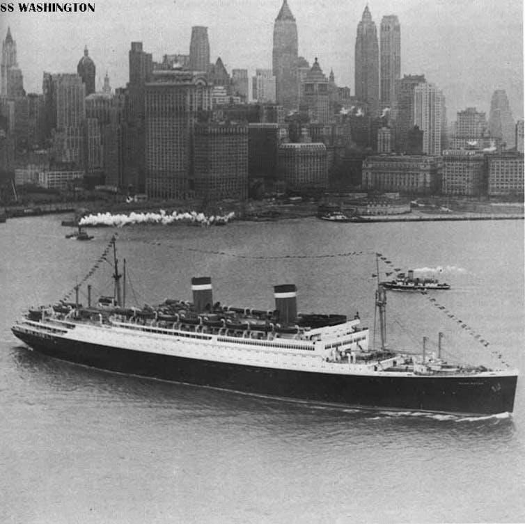 Horrid little cowards who ran away? The overseas evacuation controversy of 1940 14 American luxury liner SS Washington with New York skyline in background.