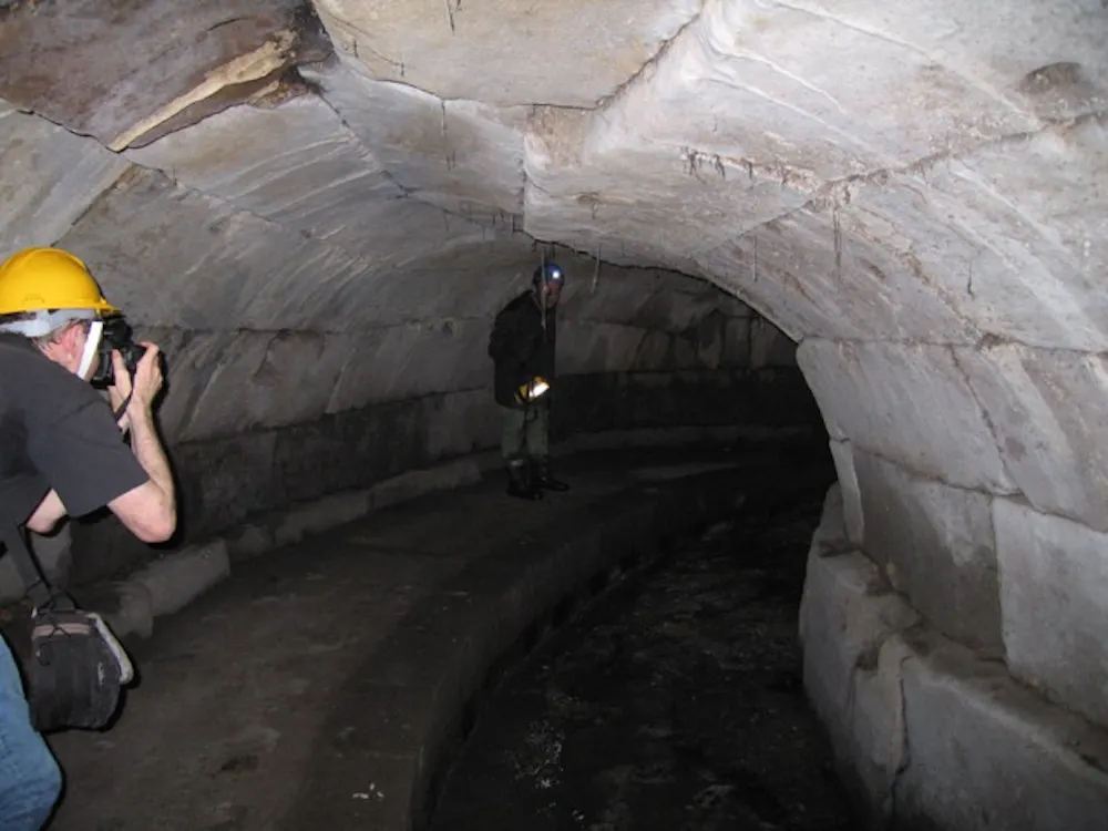 Talking heads: what toilets and sewers tell us about ancient Roman ...