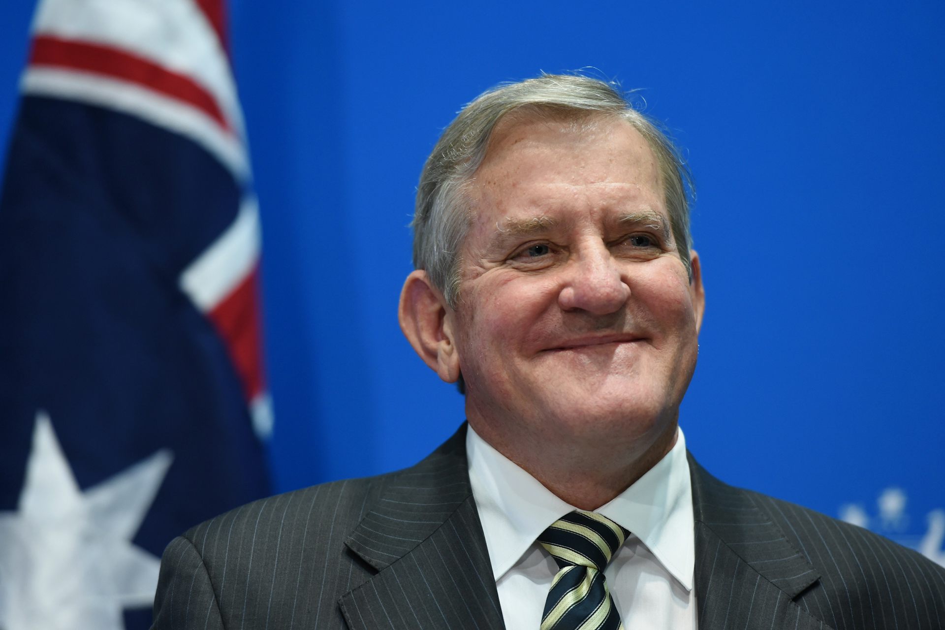 Ian Macfarlane defects to Nats, who eye extra frontbench post