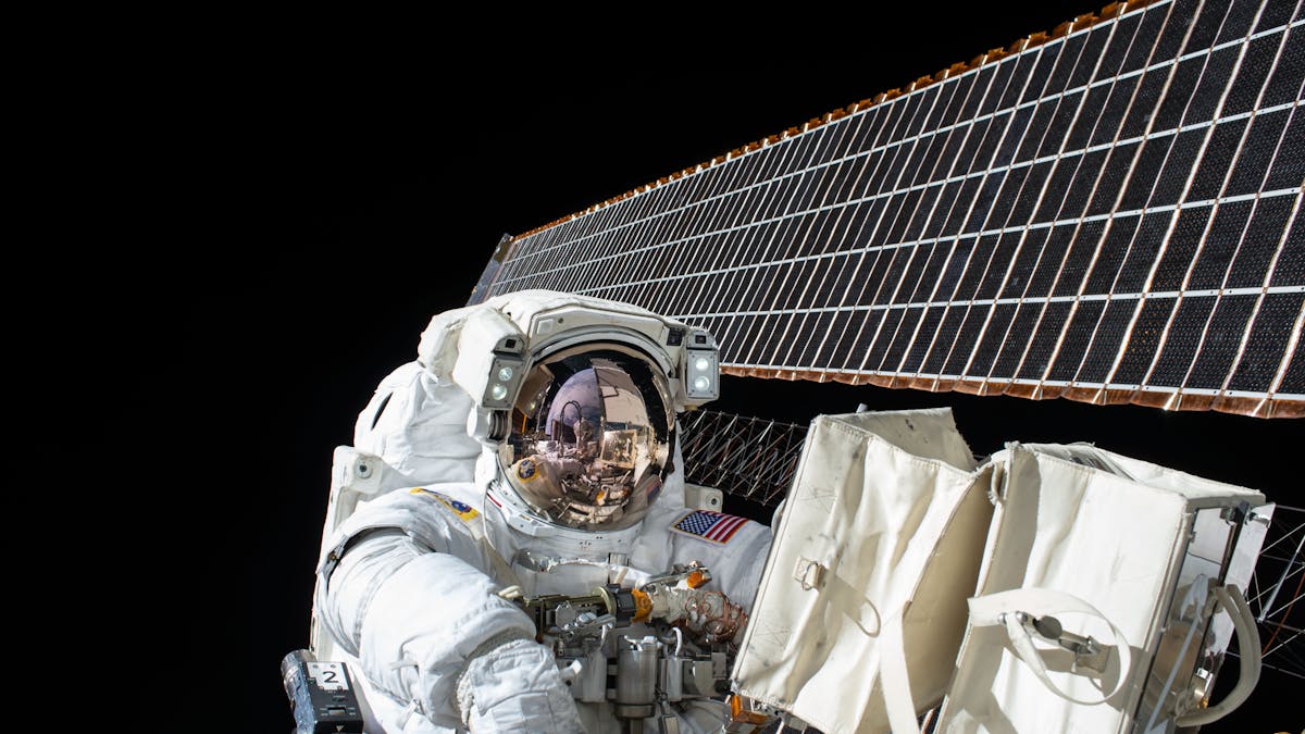 Five Things That Happen To Your Body In Space