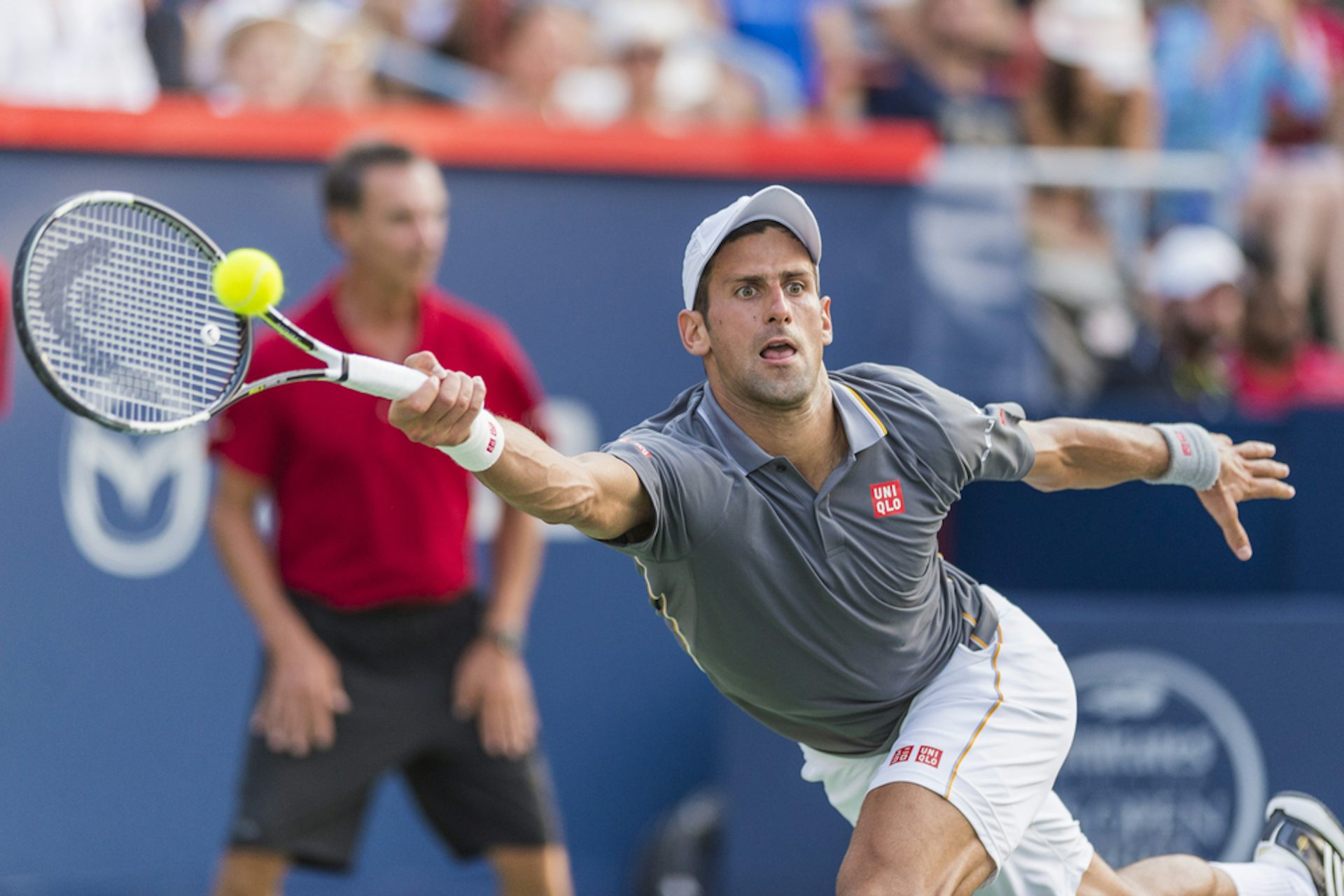 Djokovic hot sale tennis shorts