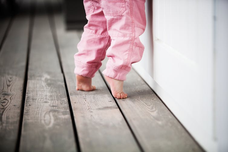 toddler-walking-on-toes