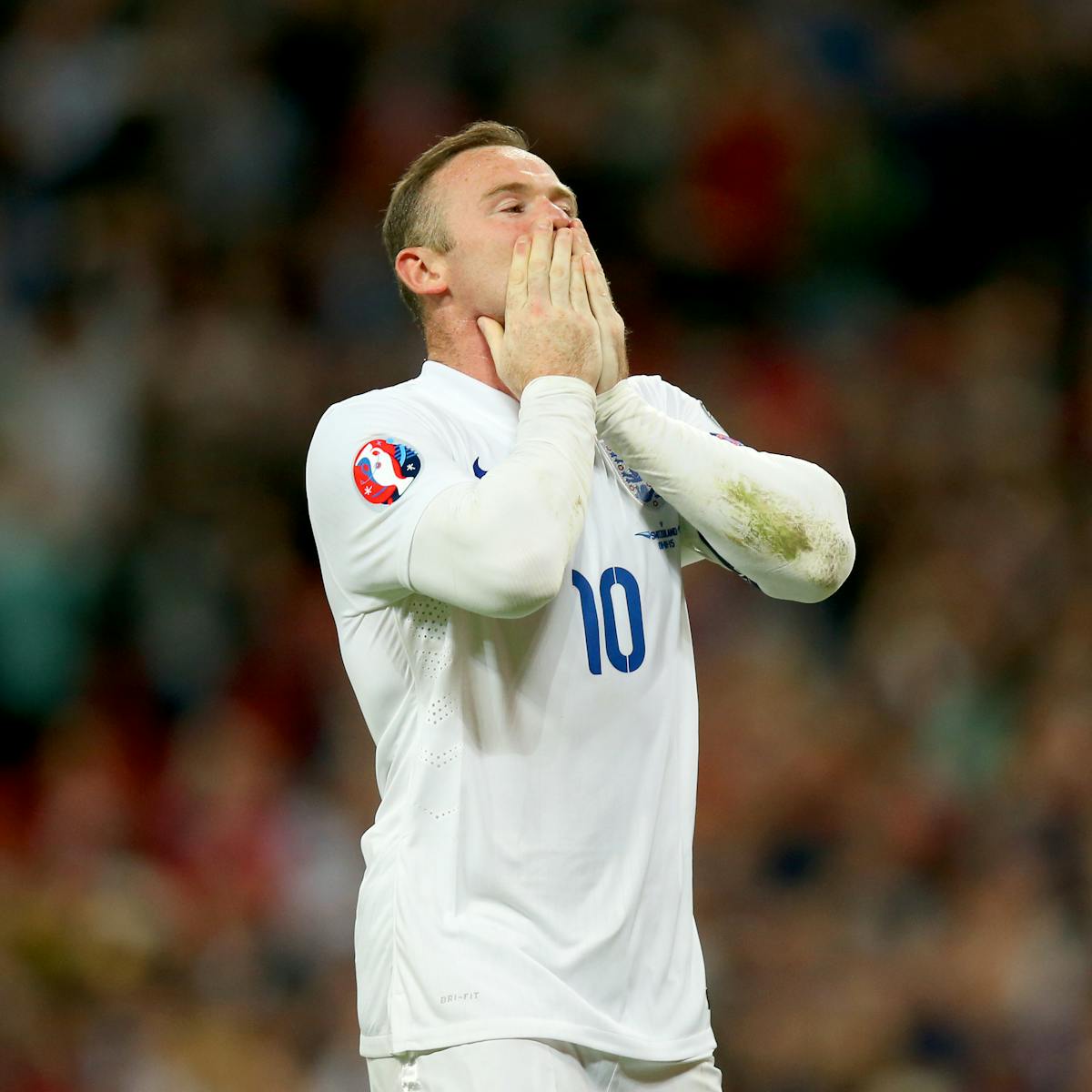 Should Wayne Rooney Play In Euro 16 Should Wayne Rooney Play In Euro 16