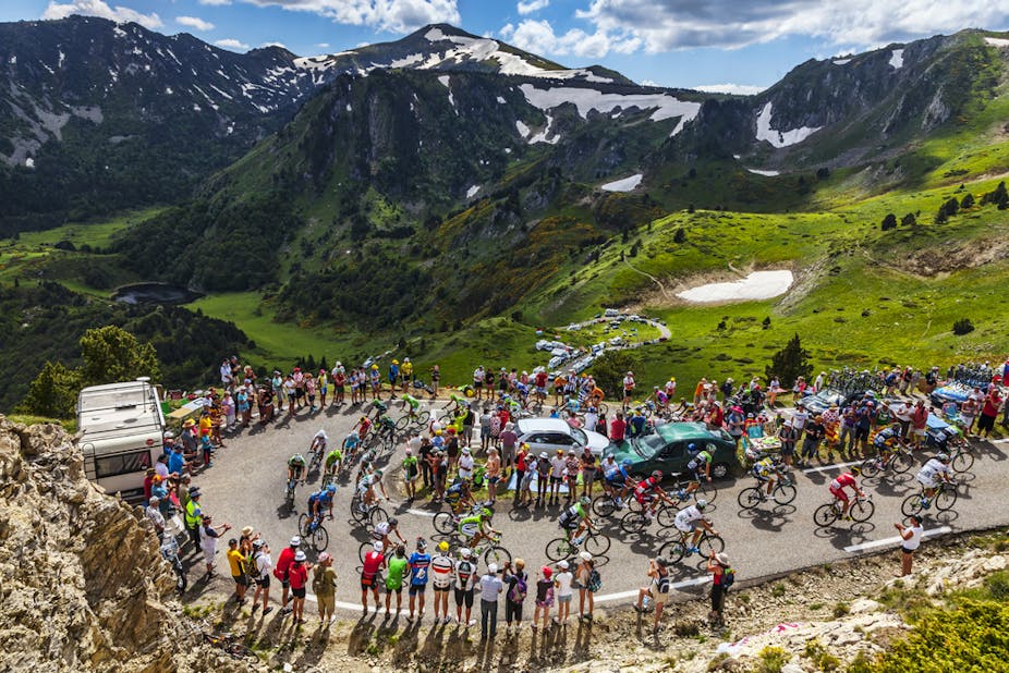 Sport Academics Tell All Four Ways To Get Ahead In The Tour De France