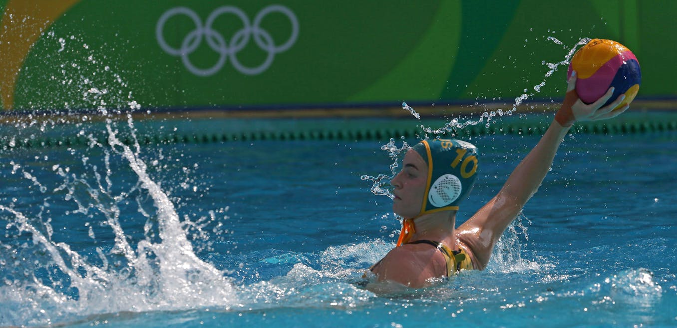 What makes a winning water polo shot?