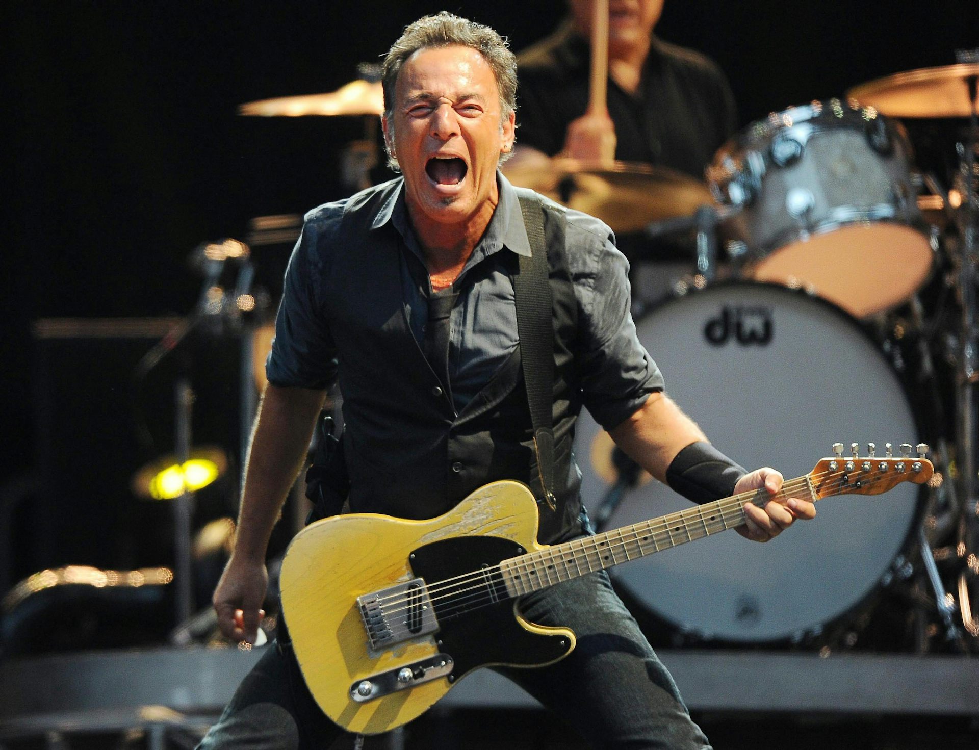 Born In The AUS: Swan's Springsteen Tribute Shows You Don't Mess With ...