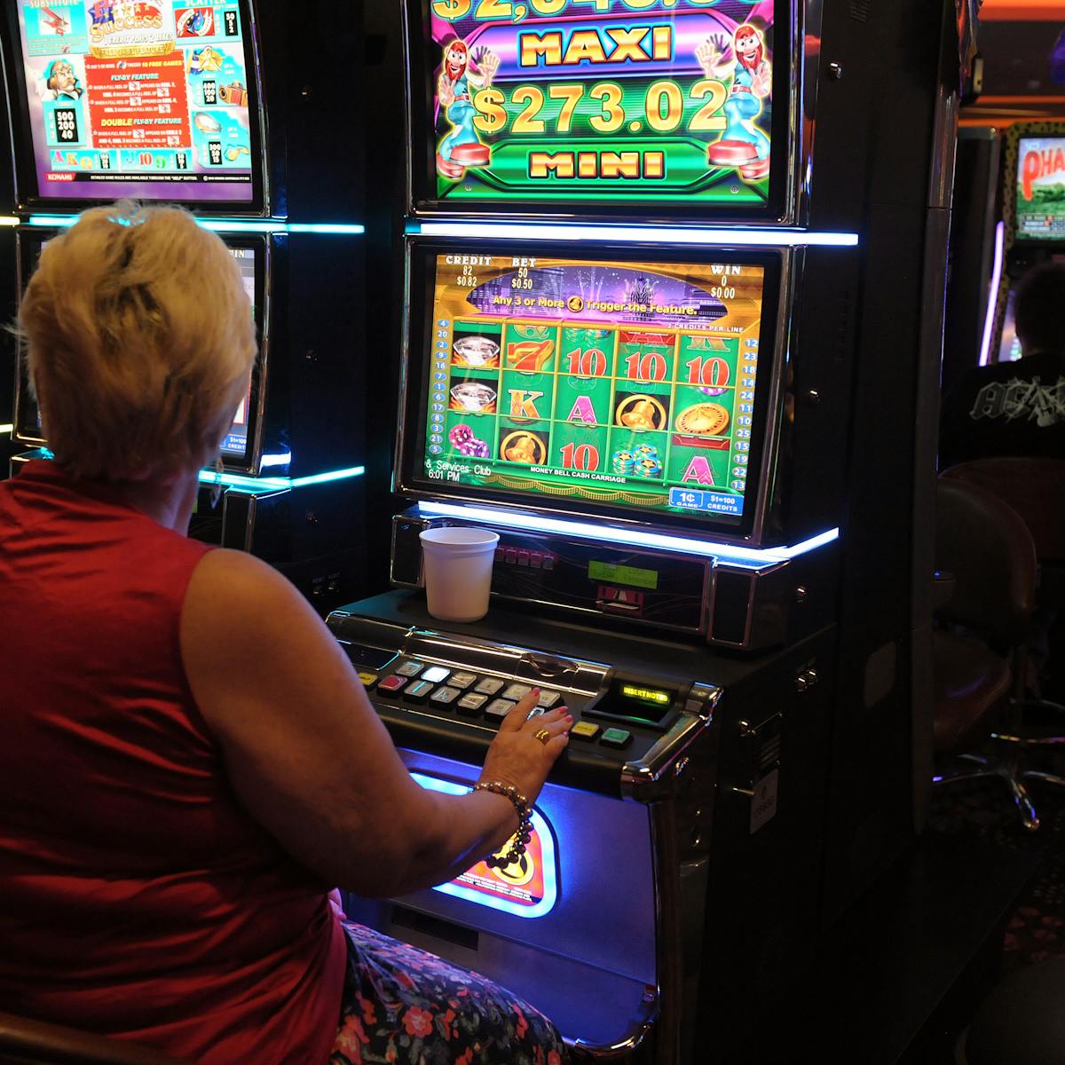 W pokies showing W pokies showing