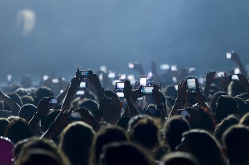 Le Deferlement D Images Sur Les Reseaux Sociaux Transforme T Il Notre Cerveau Le Deferlement D Images Sur Les Reseaux Sociaux Transforme T Il Notre Cerveau