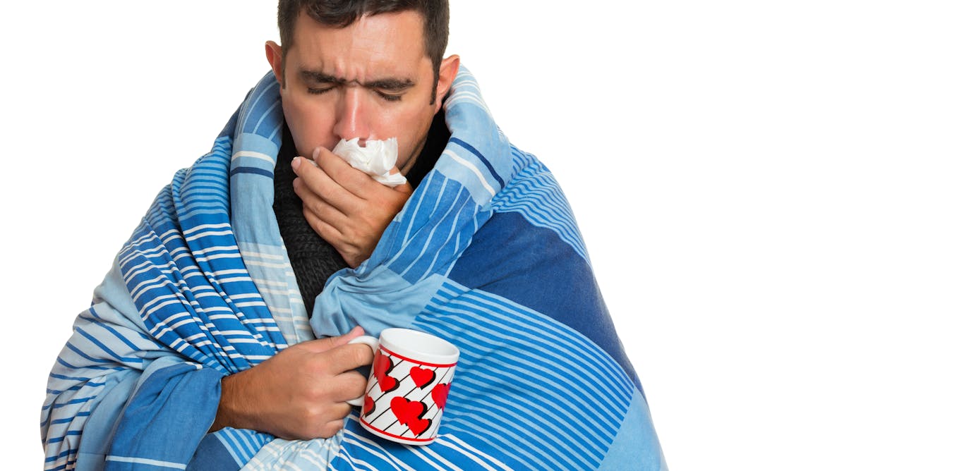 Колд мен. Человек кашляет. Больной гриппом. Простуда. Простуженный человек.