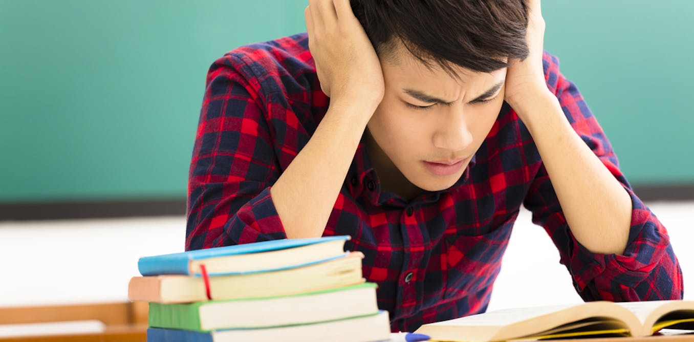 What causes mind blanks during exams?