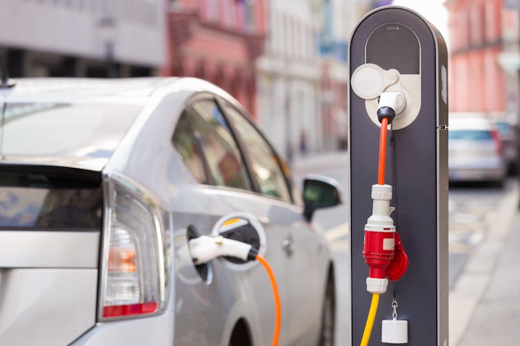 Are priority measures for electric cars really a good idea?