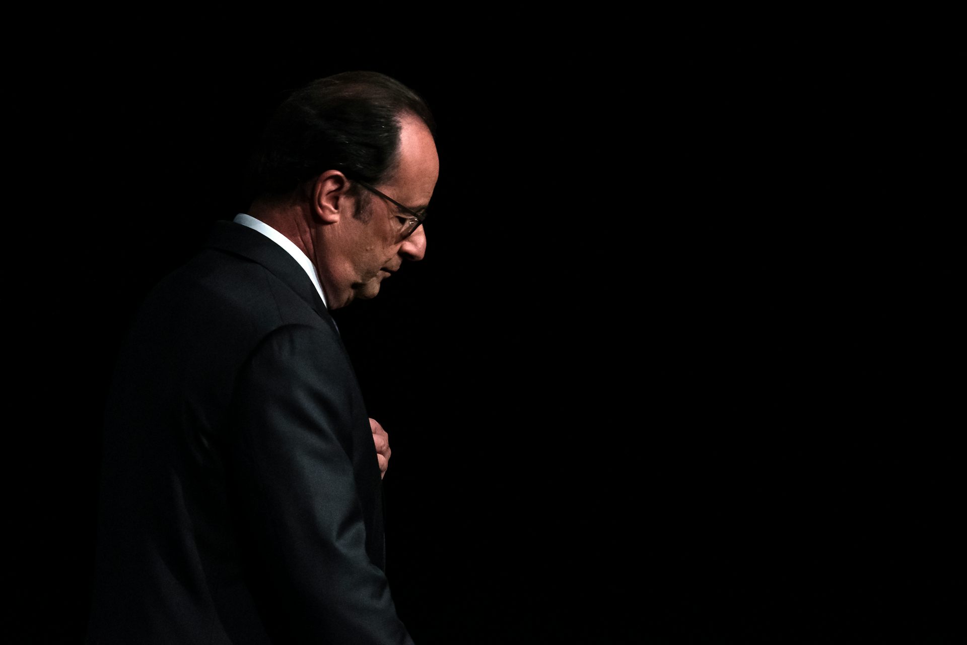 Where Did It All Go Wrong Francois Hollande Flops Out Of Presidential Race