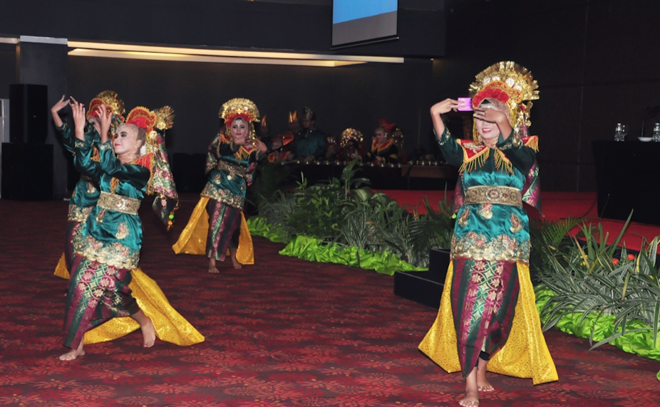 Indonesia's Minangkabau culture promotes empowered Muslim women