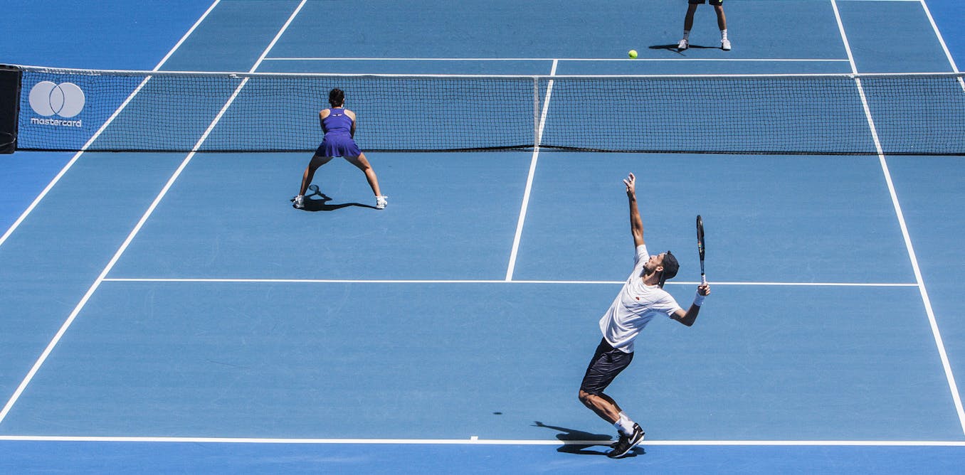 Tennis: Why Everyone Thinks They're an Expert After One Lesson