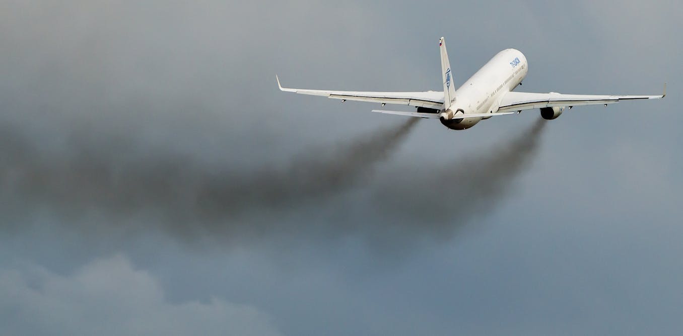 air travel bad for environment