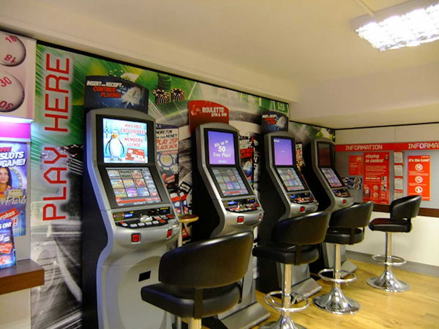 Букмекерские конторы с игровыми автоматами покердом обзор рума casino pokerdom