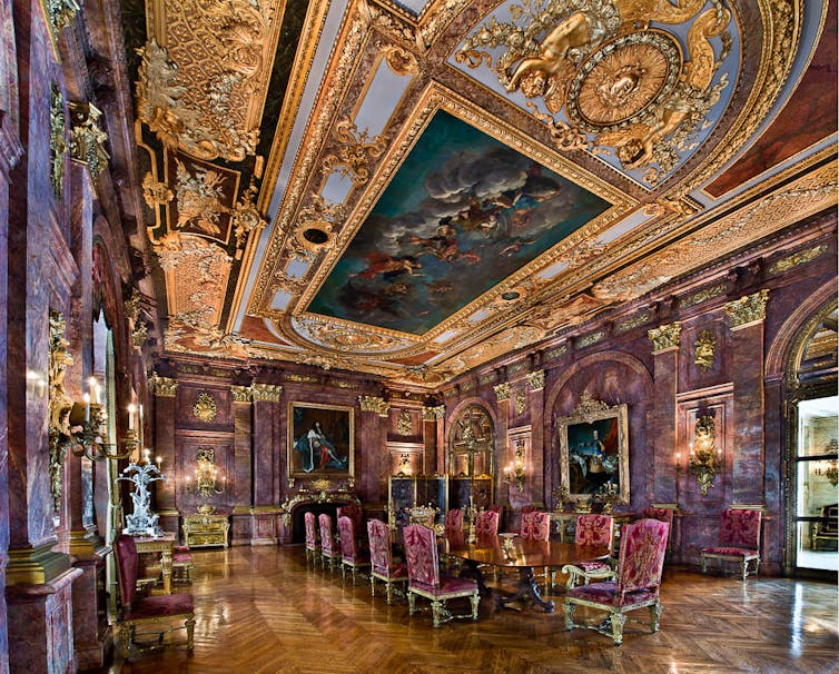 Going For Gold Trump Louis Xiv And Interior Design
