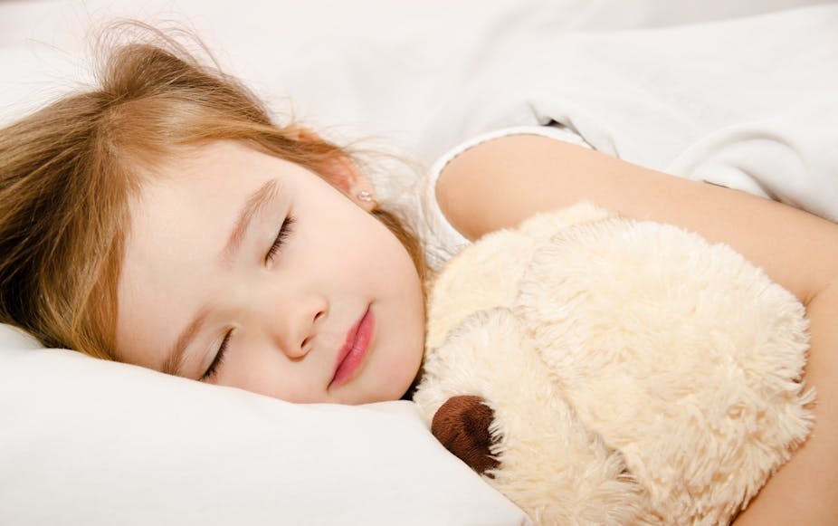 Does a lack of sleep really make children overweight? Here&#39;s the science