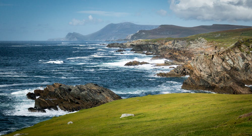 Why Beaches Lose Their Sand And Then Suddenly Reappear