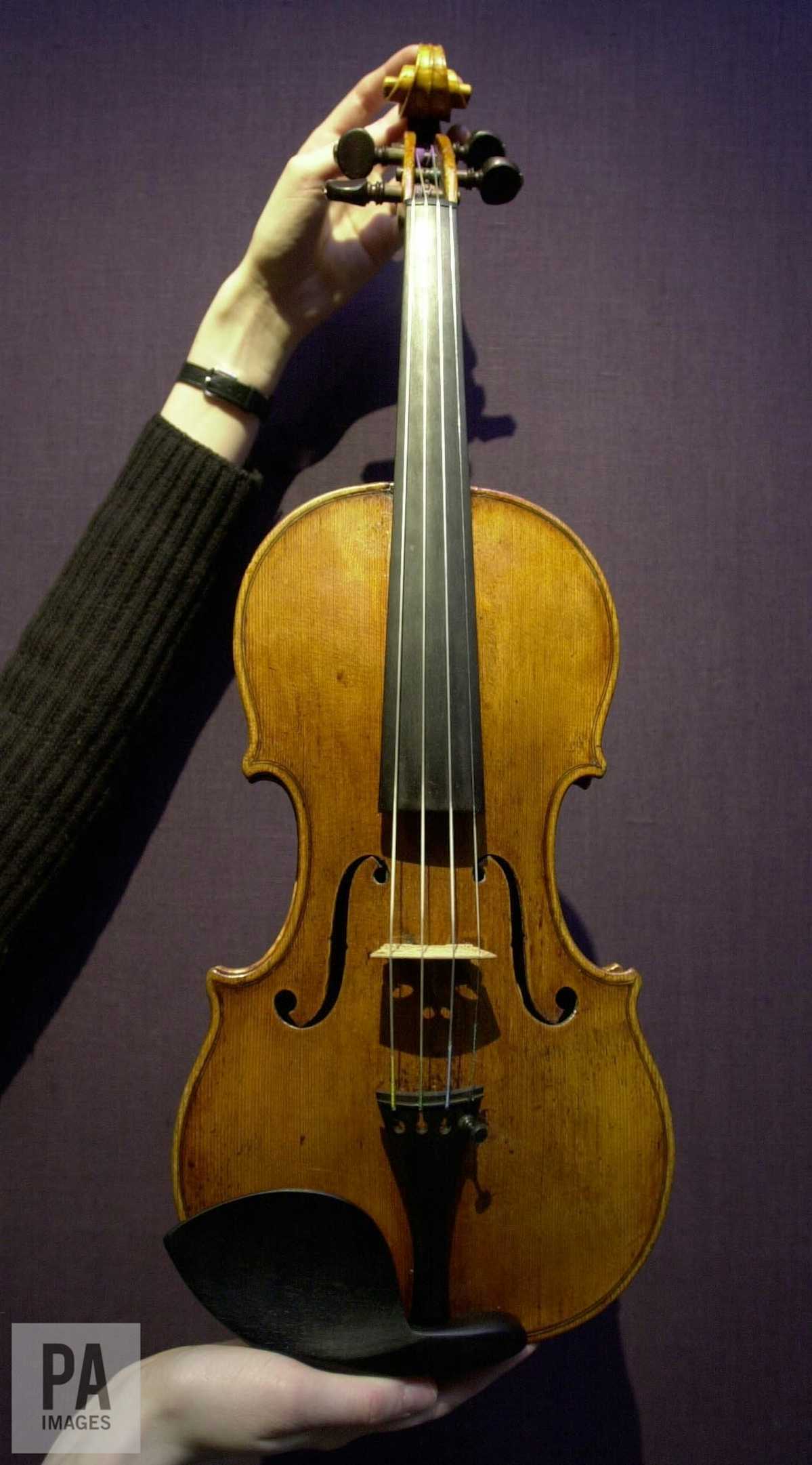Sherlock Holmes and the case of the forged Stradivari: did we miss a