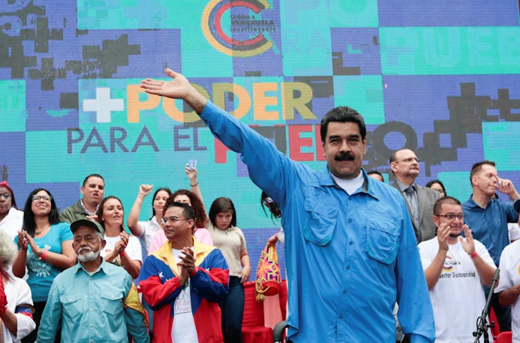 ¿Marchar o migrar? Para los jóvenes en Venezuela, esa es la pregunta