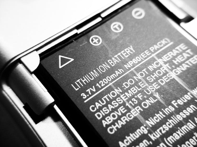 Explainer How To Extend Your Phone S Battery Life