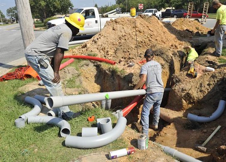 Why doesn't the U.S. bury its power lines?