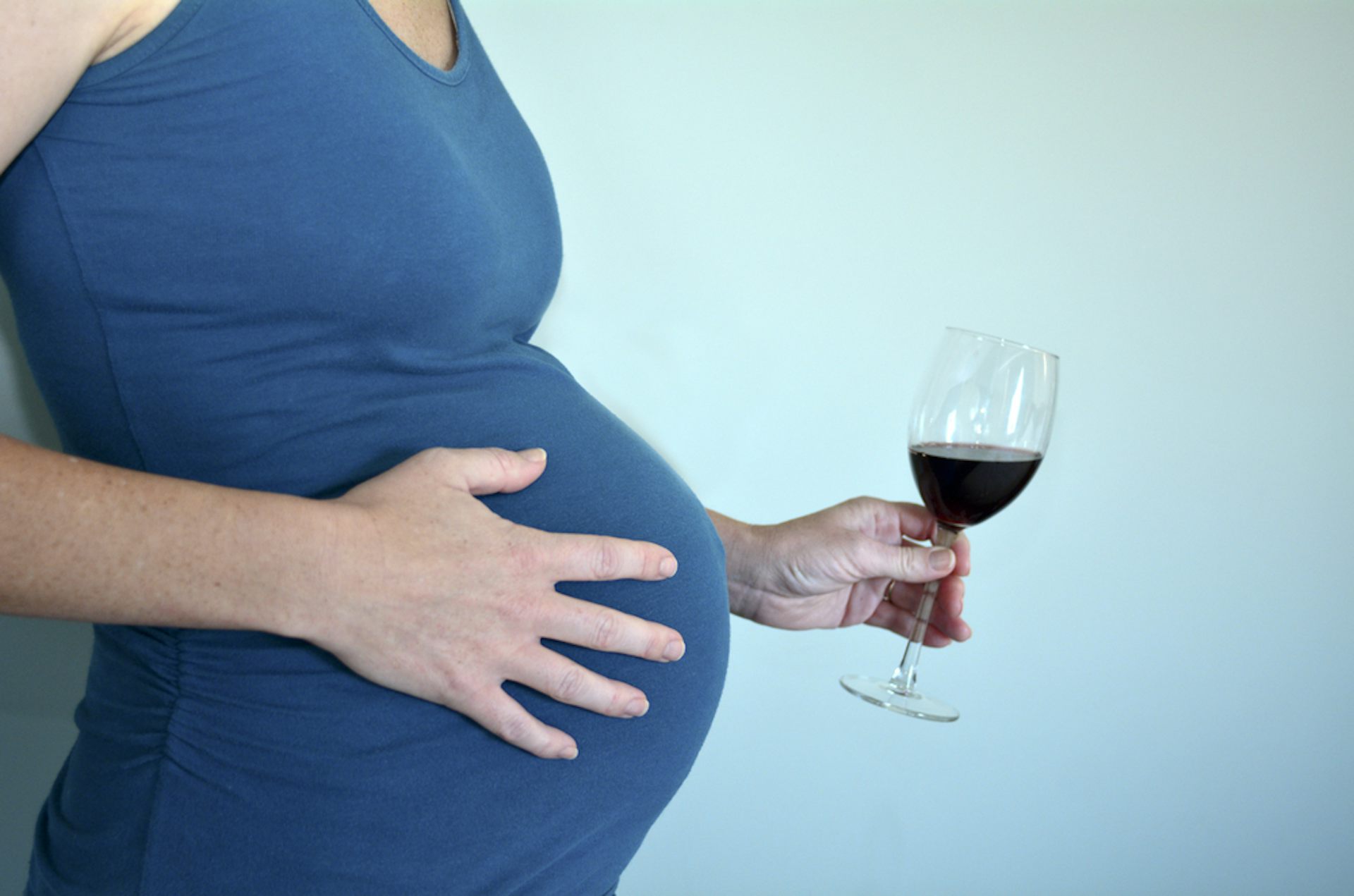 is wine safe to drink during pregnancy