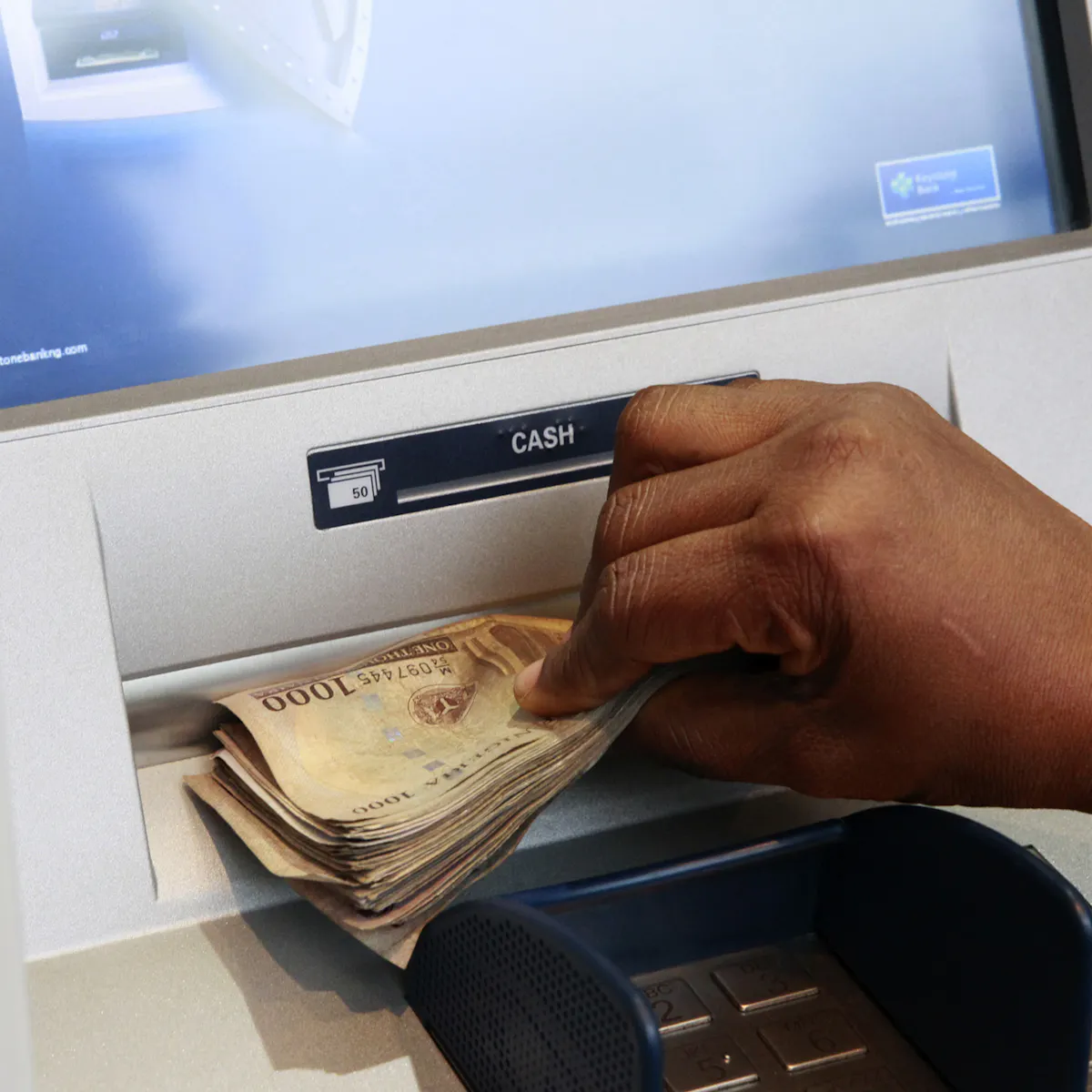 how nigerian atm fraud victims are swindled