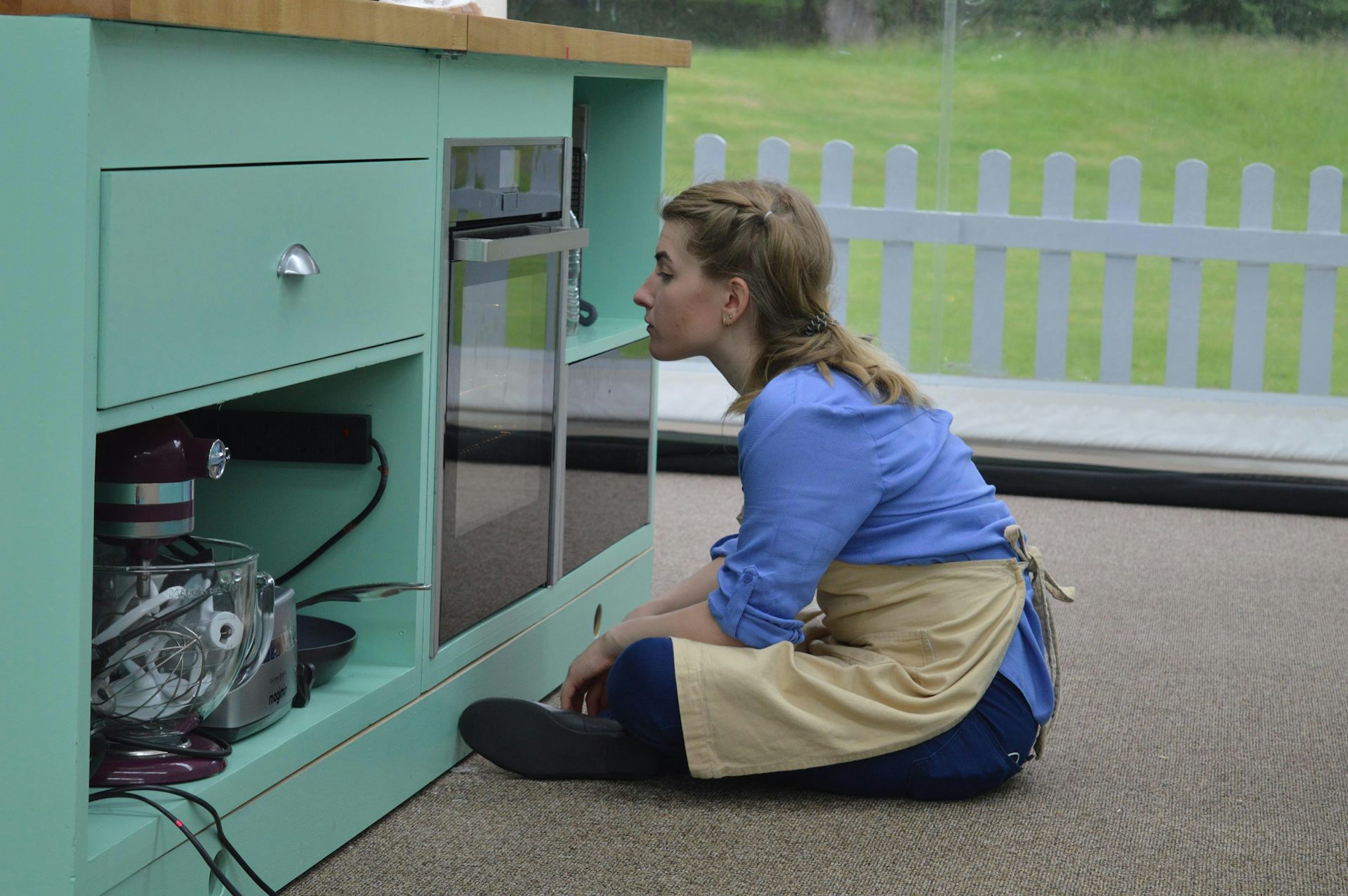 How to write an essay Bake Off style