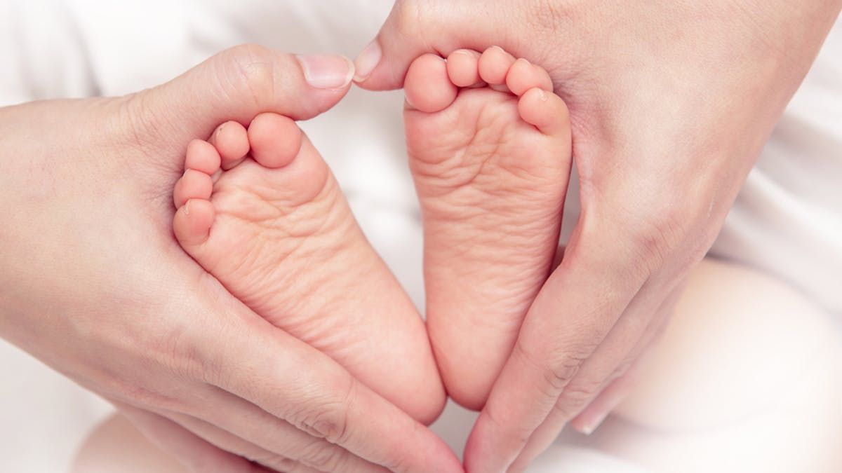 Sunat Perempuan Umum Ditawarkan Melalui Klinik Kelahiran Di Indonesia Sunat Perempuan Umum Ditawarkan Melalui Klinik Kelahiran Di Indonesia