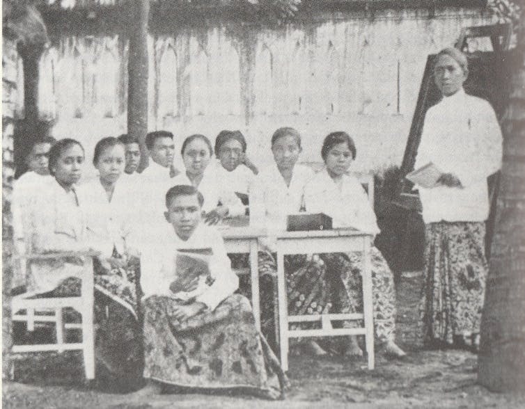 Menciptakan yang liyan dalam pergerakan: kaum nasionalis Menciptakan yang liyan dalam pergerakan: kaum nasionalis