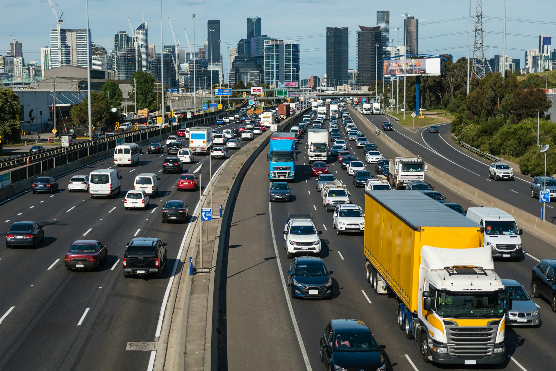 Наземный автомобильный транспорт. City Highway Мехико. City Highway - Франкфурт. Автомобильный транспорт. Городской автомобильный транспорт.