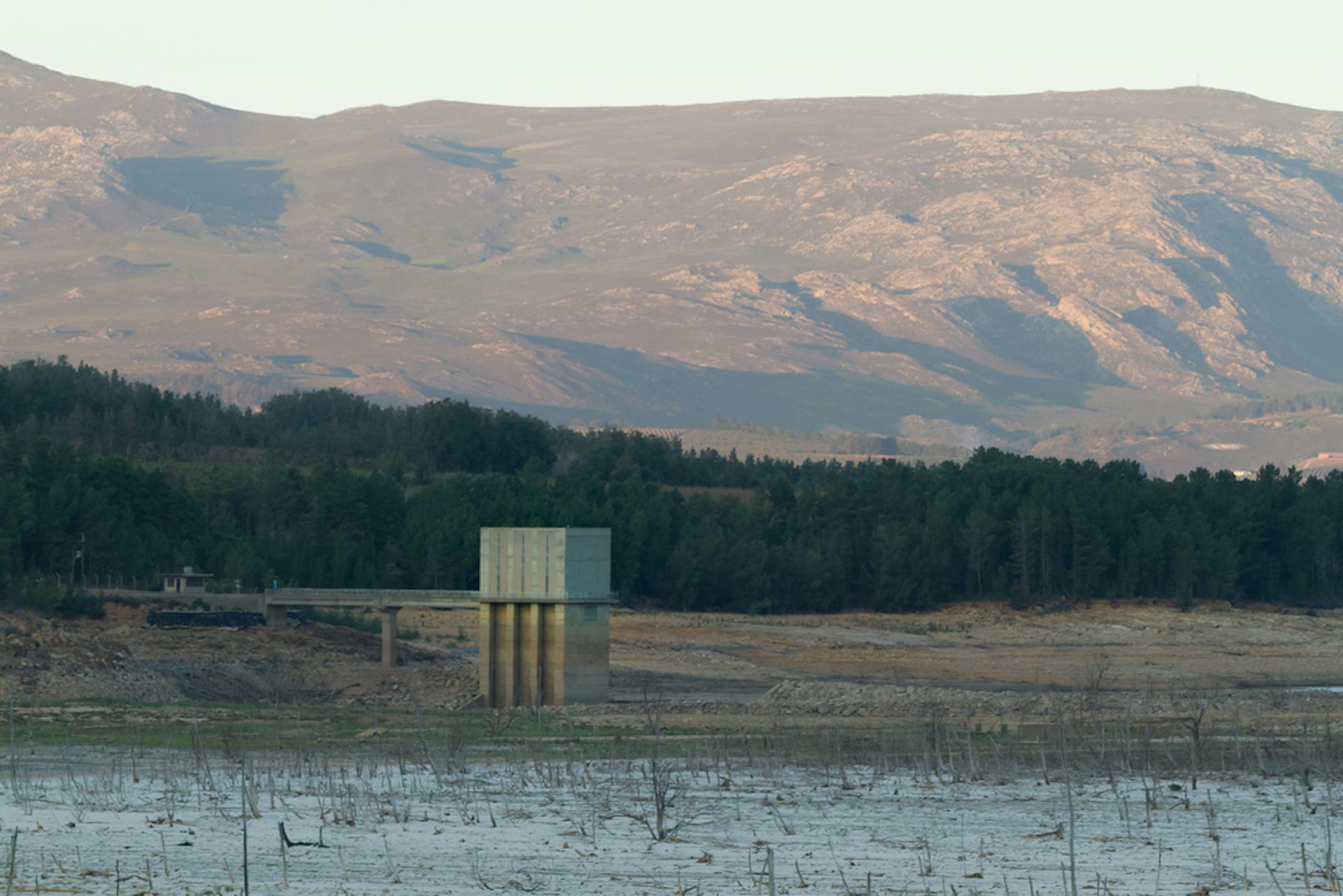 Six major dams make up 99.6% of the volume of water in Cape Town’s water supply. Shutterstock