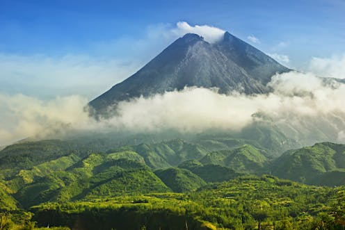  Gunung  api Indonesia  ada di  daftar yang dipantau ilmuwan 