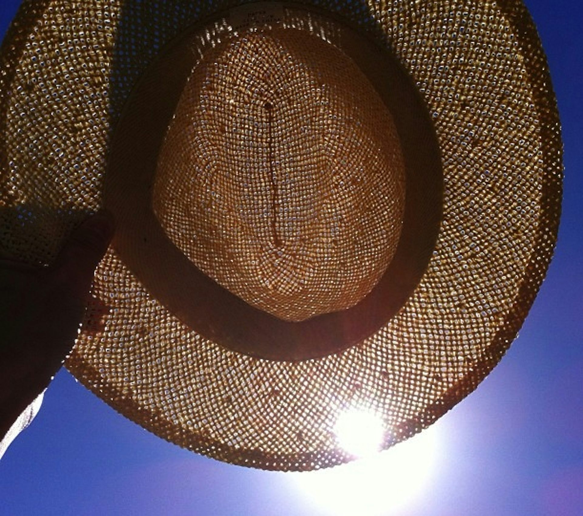 Vitamin D target level surrounded by uncertainty