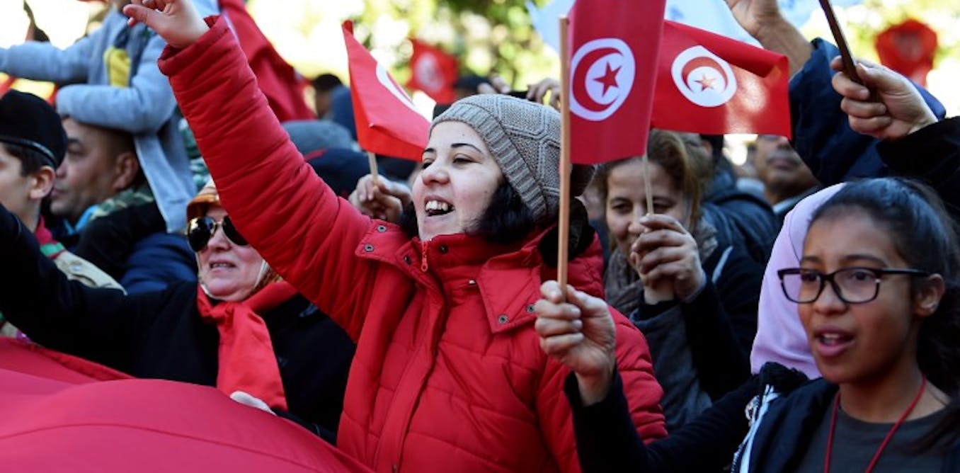 L'autre visage » des révoltes en Tunisie : une société civile de ...