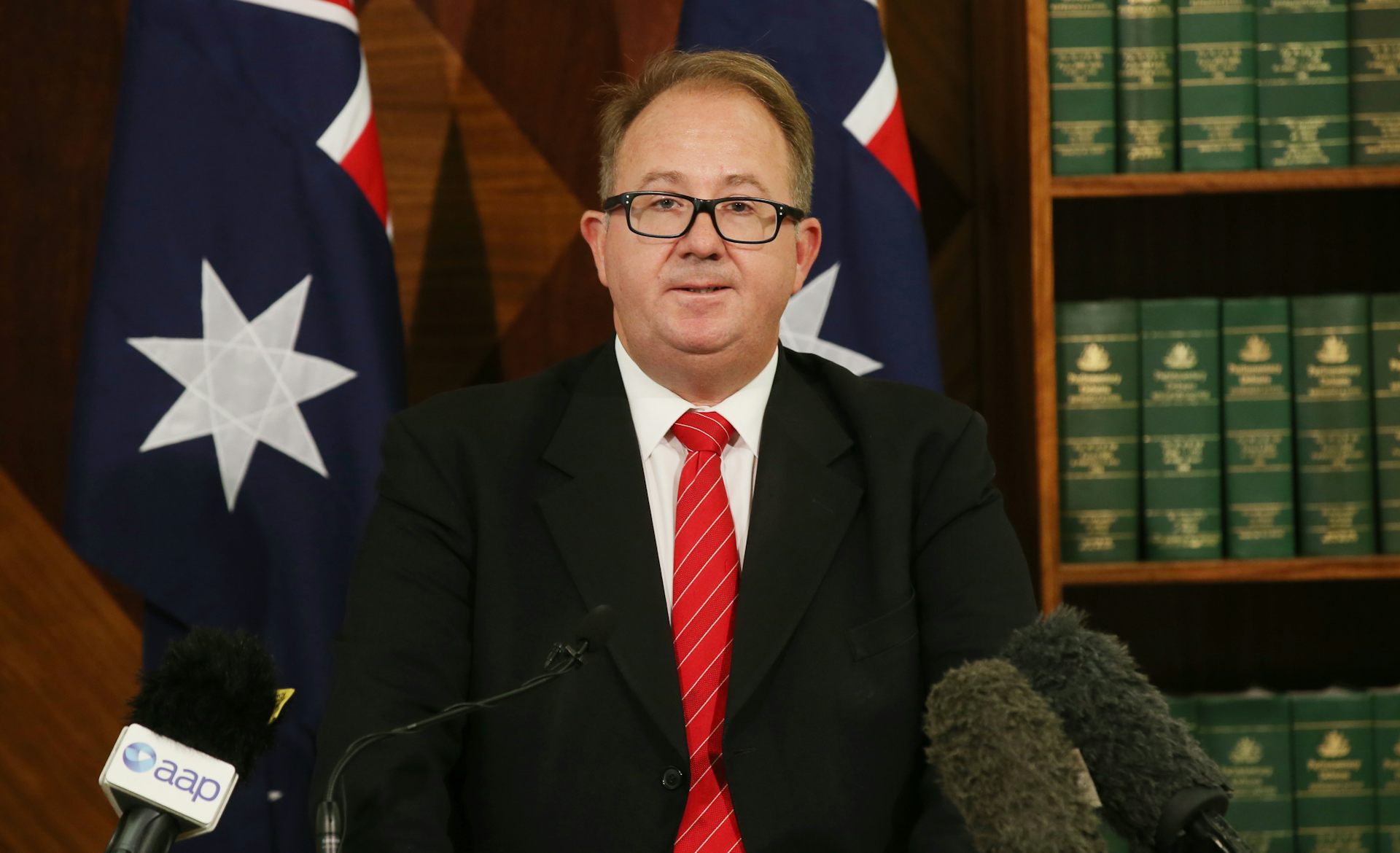 Early byelection test for Shorten after David Feeney quits parliament