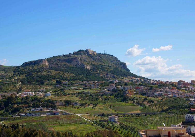 Prehistoric wine discovered in inaccessible caves forces a rethink of ancient Sicilian culture