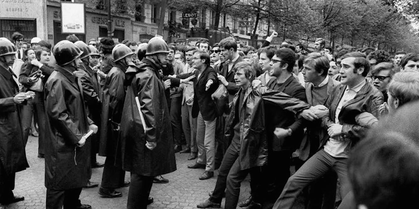 В конце 1960 годов среди остатков. Май 1968 Сорбонна. Париж 1968 студенческие бунты. Студенческие протесты США 1968. Протесты во Франции 1968.