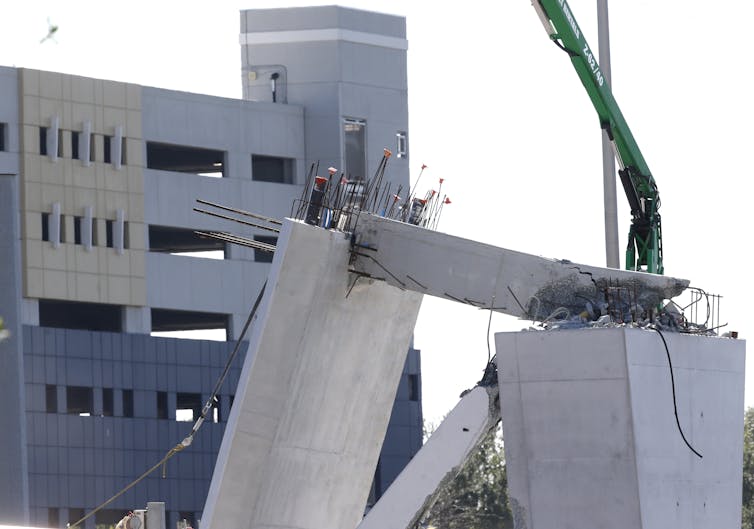 How do forensic engineers investigate bridge collapses, like the one in Miami?