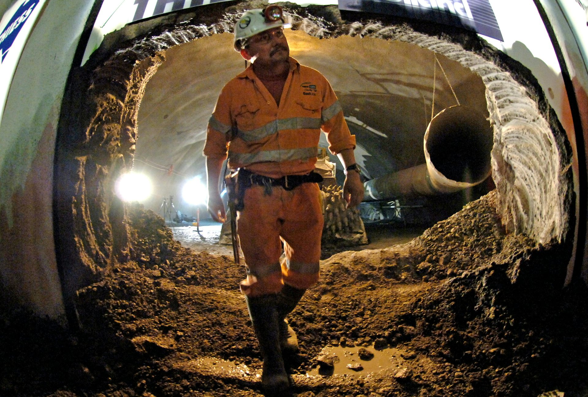 Dig this how to construct Melbourne's Metro tunnel safely