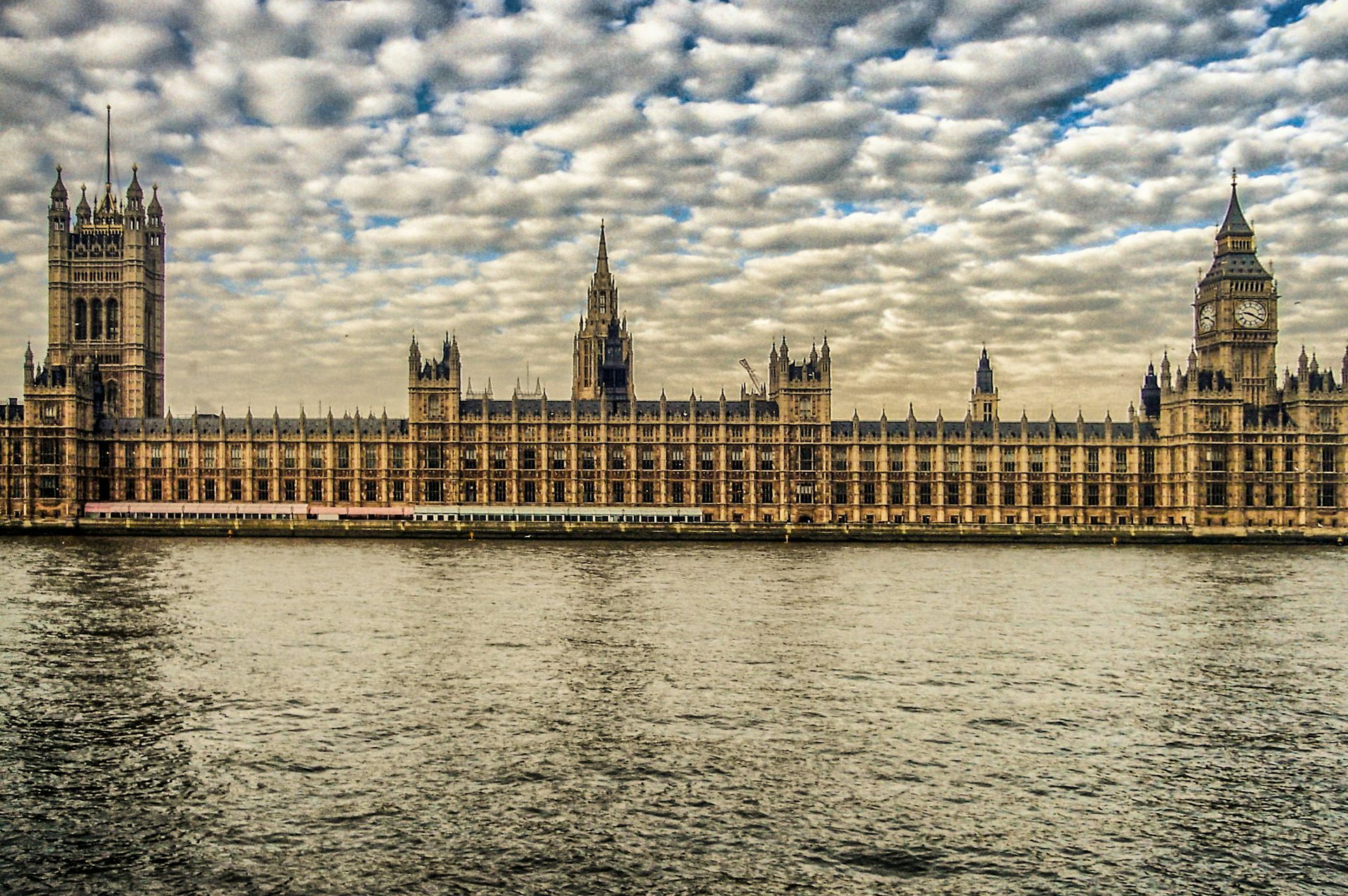 a new centrist party for britain? good luck with that