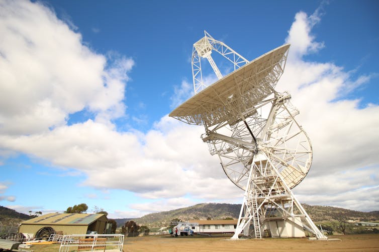 Captured! Radio telescope records a rare 'glitch' in a pulsar's regular pulsing beat