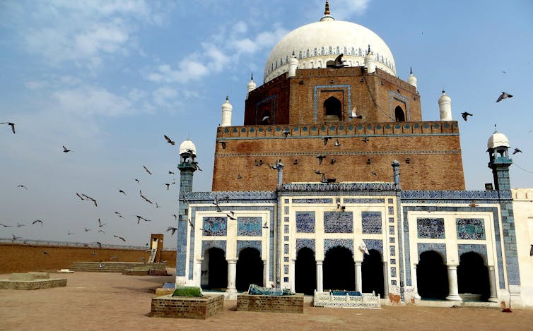 Pakistan Azrat Pakistan’s quest for identity: contesting Islam