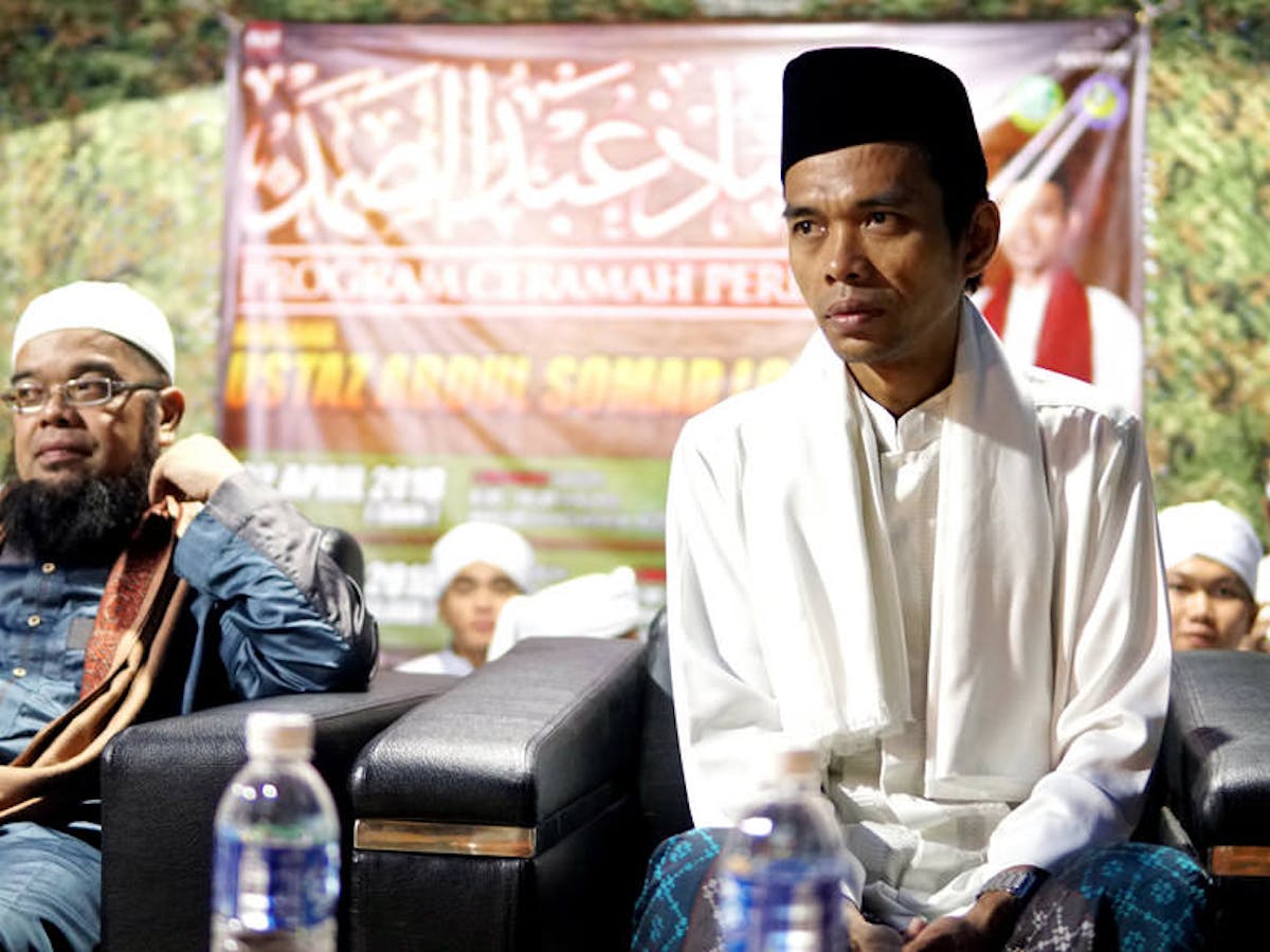 A preacher says Starbucks customers will go to the hell - the rise