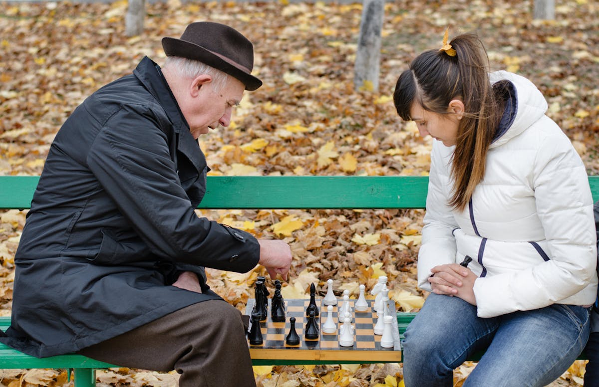 Checkmate Top Chess Players Live Longer