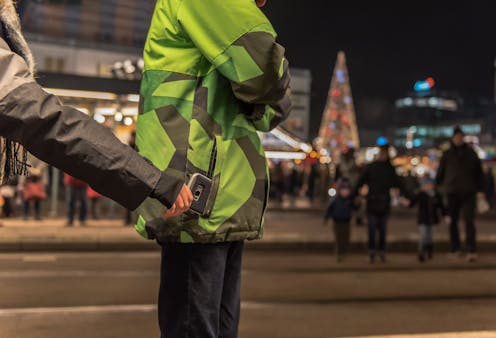 air pollution increases crime