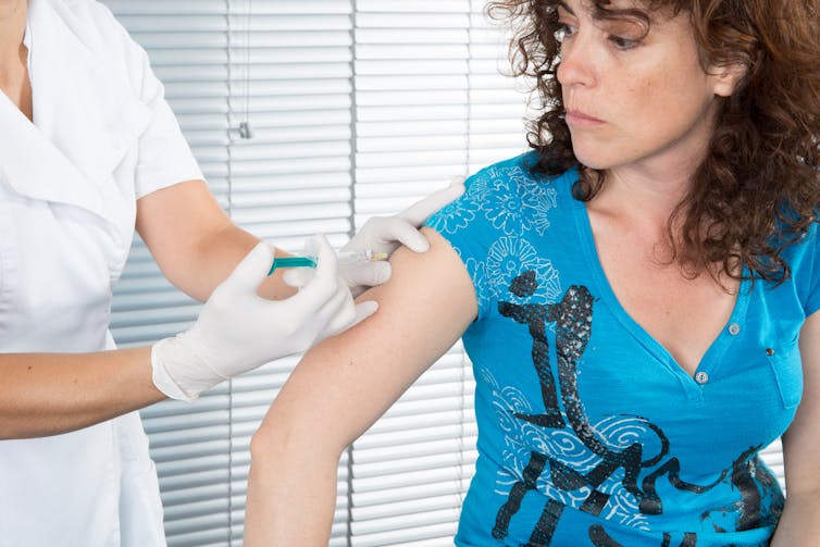 Here's why flu vaccinations should be mandatory for Aussie health workers in high-risk areas